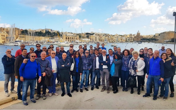 Foto di gruppo durante il meeting Fertenia a Malta